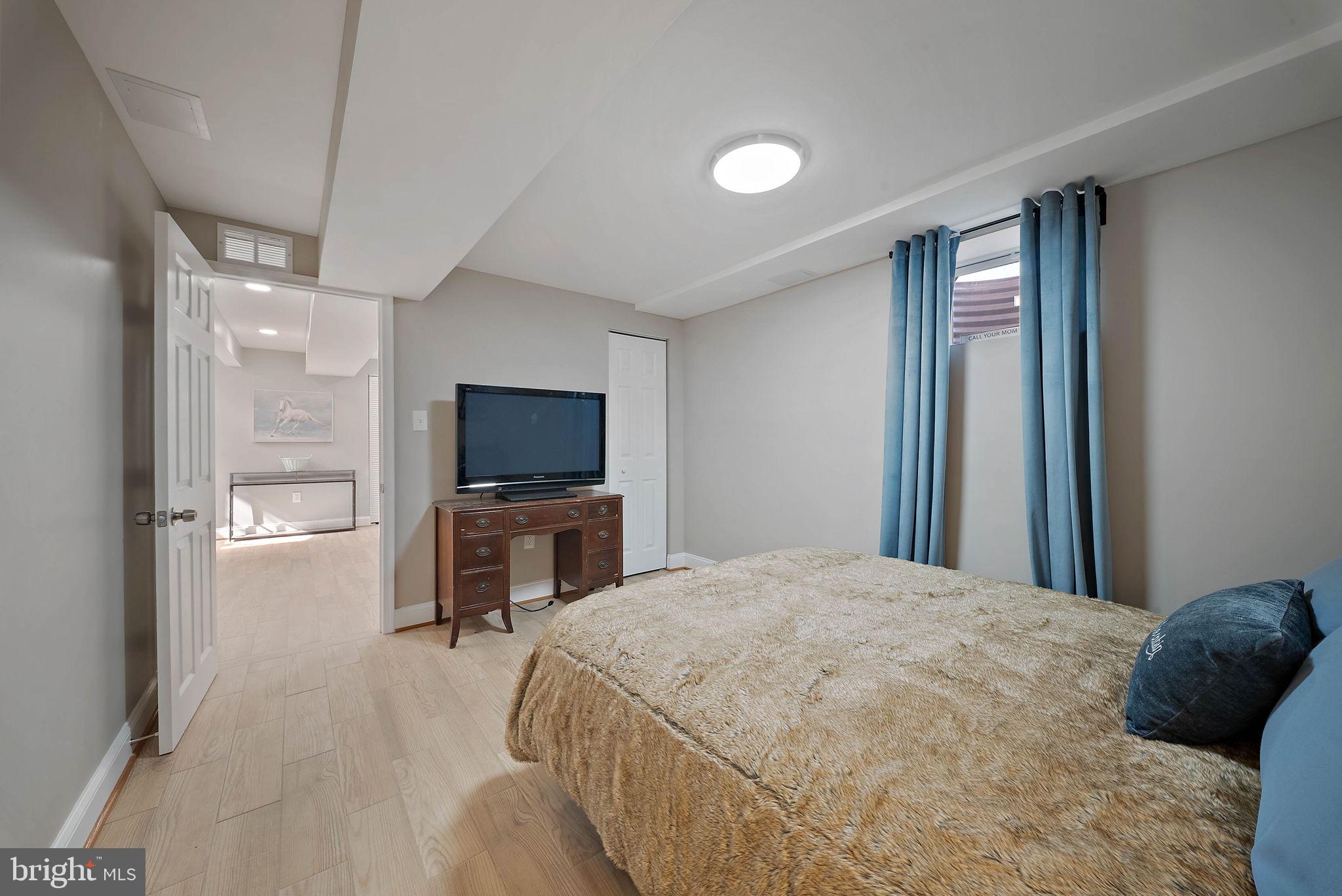 18901 Bloomfield Road Olney, MD 20832 - Photo 40 of 44 Guest room view into basement area