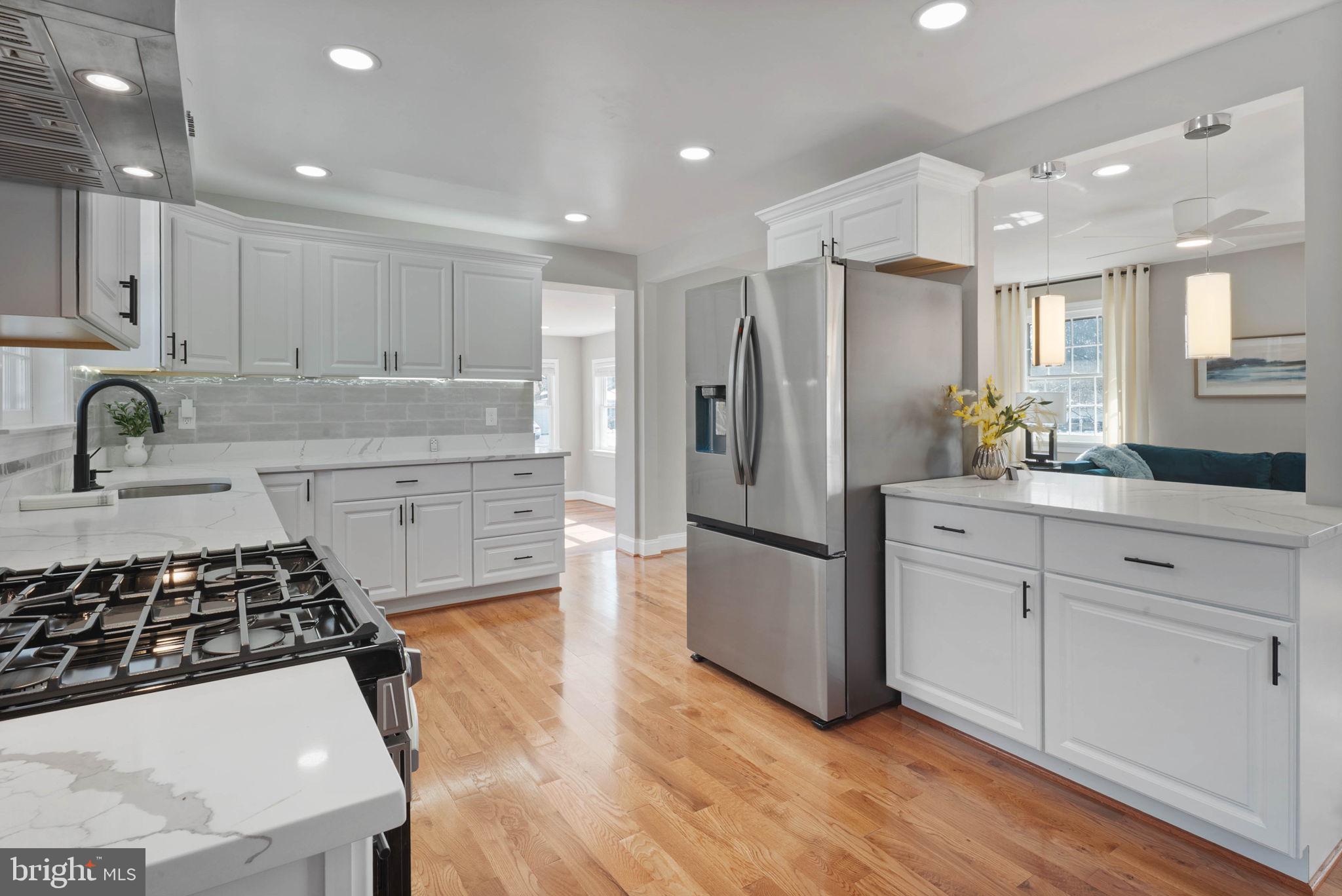 18901 Bloomfield Road Olney, MD 20832 - Photo 10 of 44 All NEW appliances