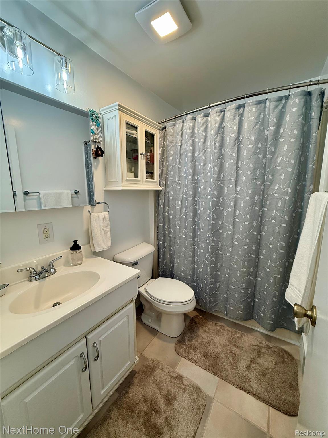 734-736 Briarcliff Road Jackson, MI 49203 - Photo 14 of 30 First Floor