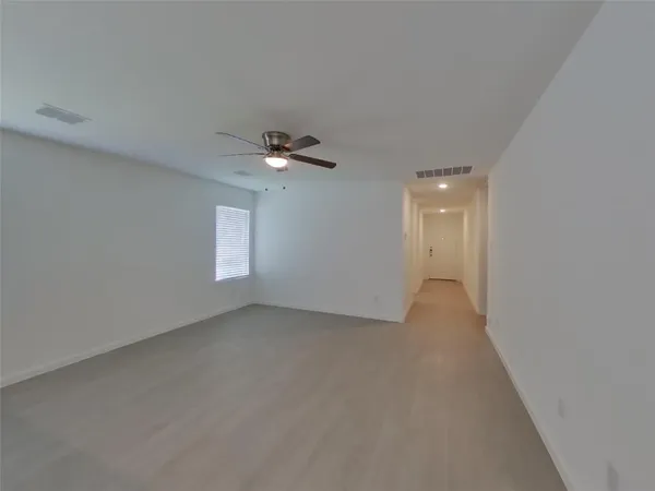 $1,629 | 806 Ginkgo Way, Princeton, TX 75407