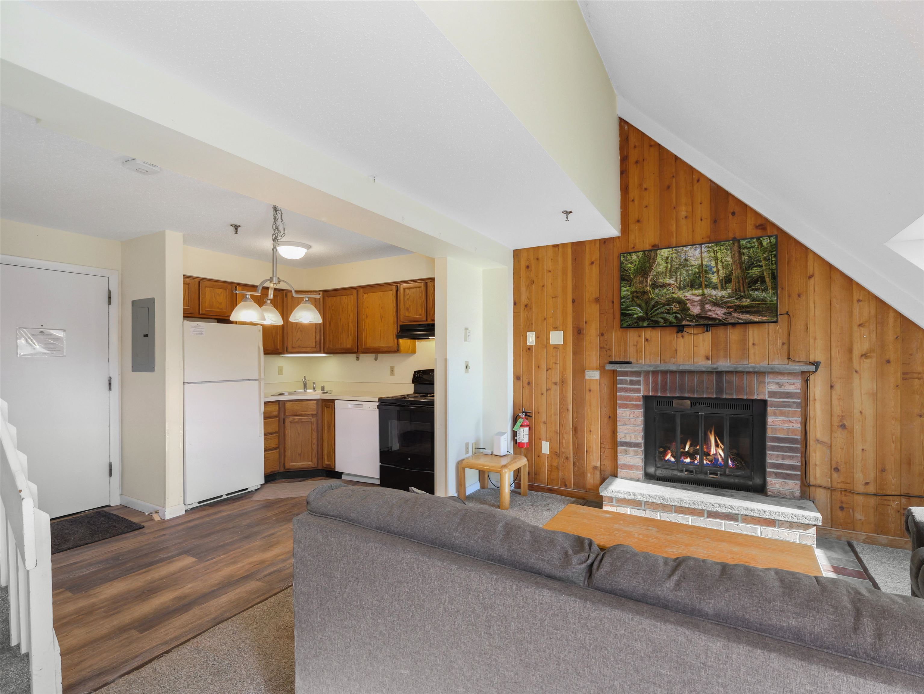133 East Mountain Road, Unit 3F8 Killington, VT 05751 - Photo 1 of 43 Gallery Image 1