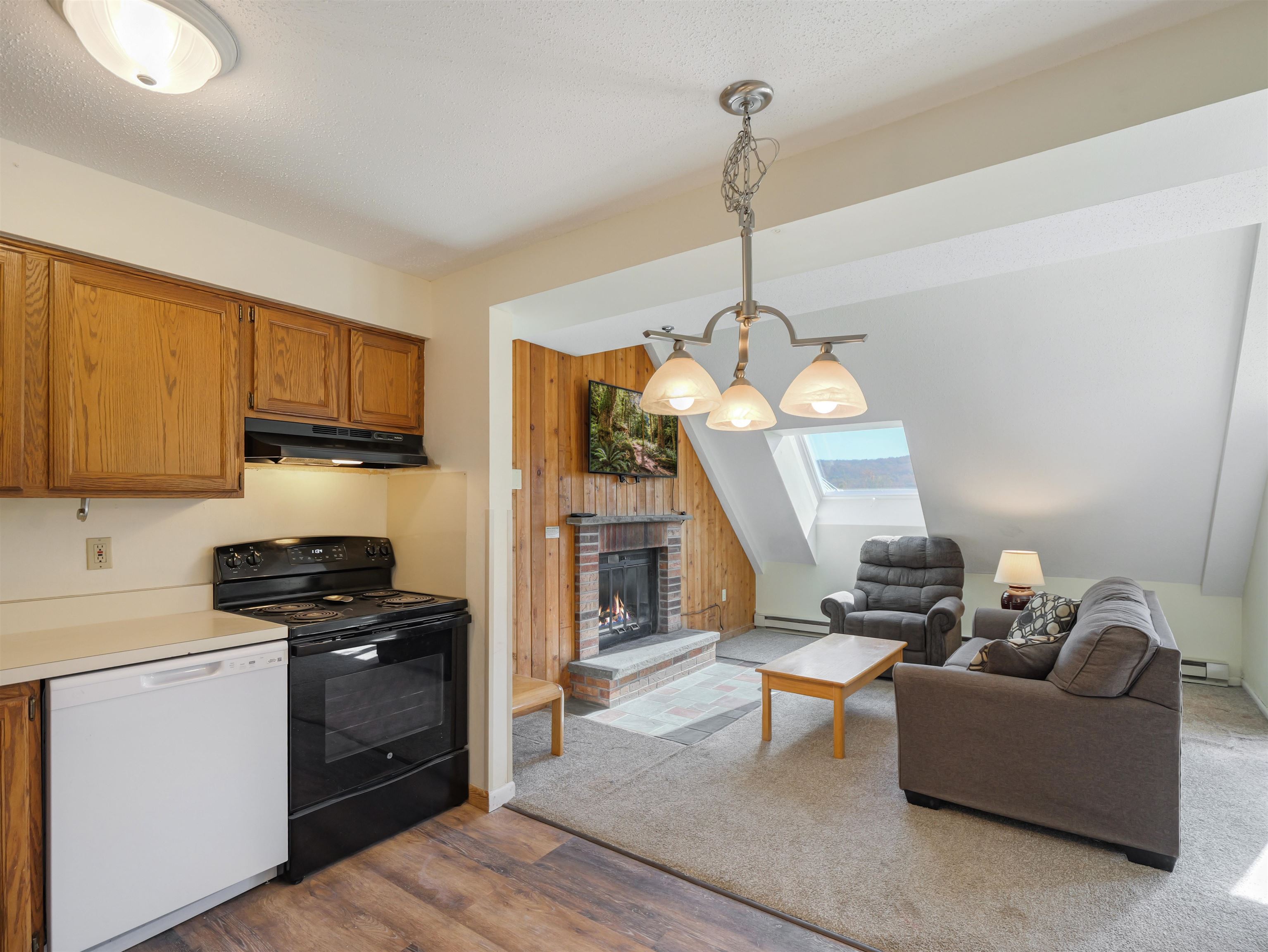 133 East Mountain Road, Unit 3F8 Killington, VT 05751 - Photo 3 of 43 Gallery Image 3