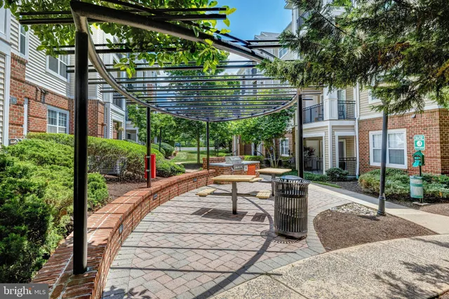 $360,000 | 12953 Centre Park Circle, Unit 218, Herndon, VA 20171