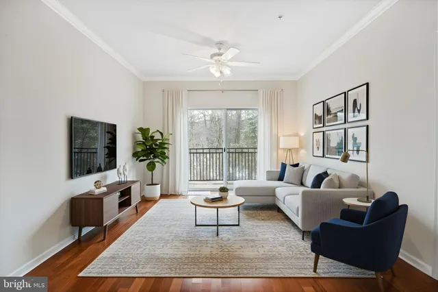 $360,000 | 12953 Centre Park Circle, Unit 218, Herndon, VA 20171