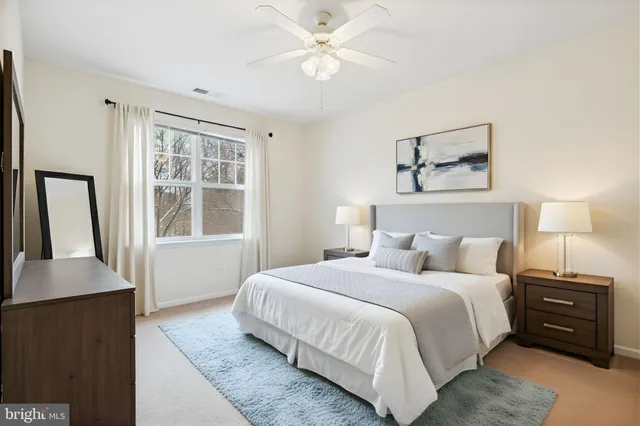 $360,000 | 12953 Centre Park Circle, Unit 218, Herndon, VA 20171