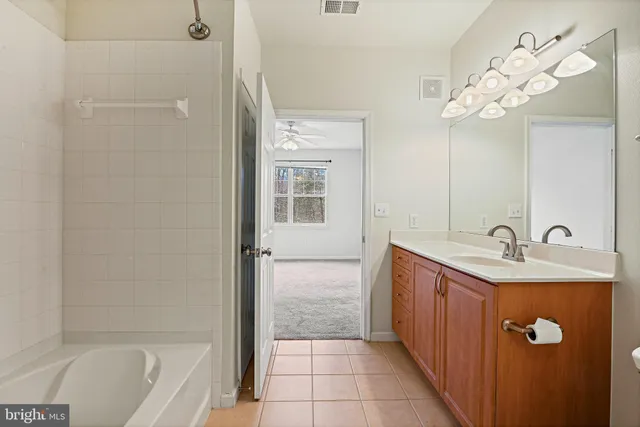 $360,000 | 12953 Centre Park Circle, Unit 218, Herndon, VA 20171