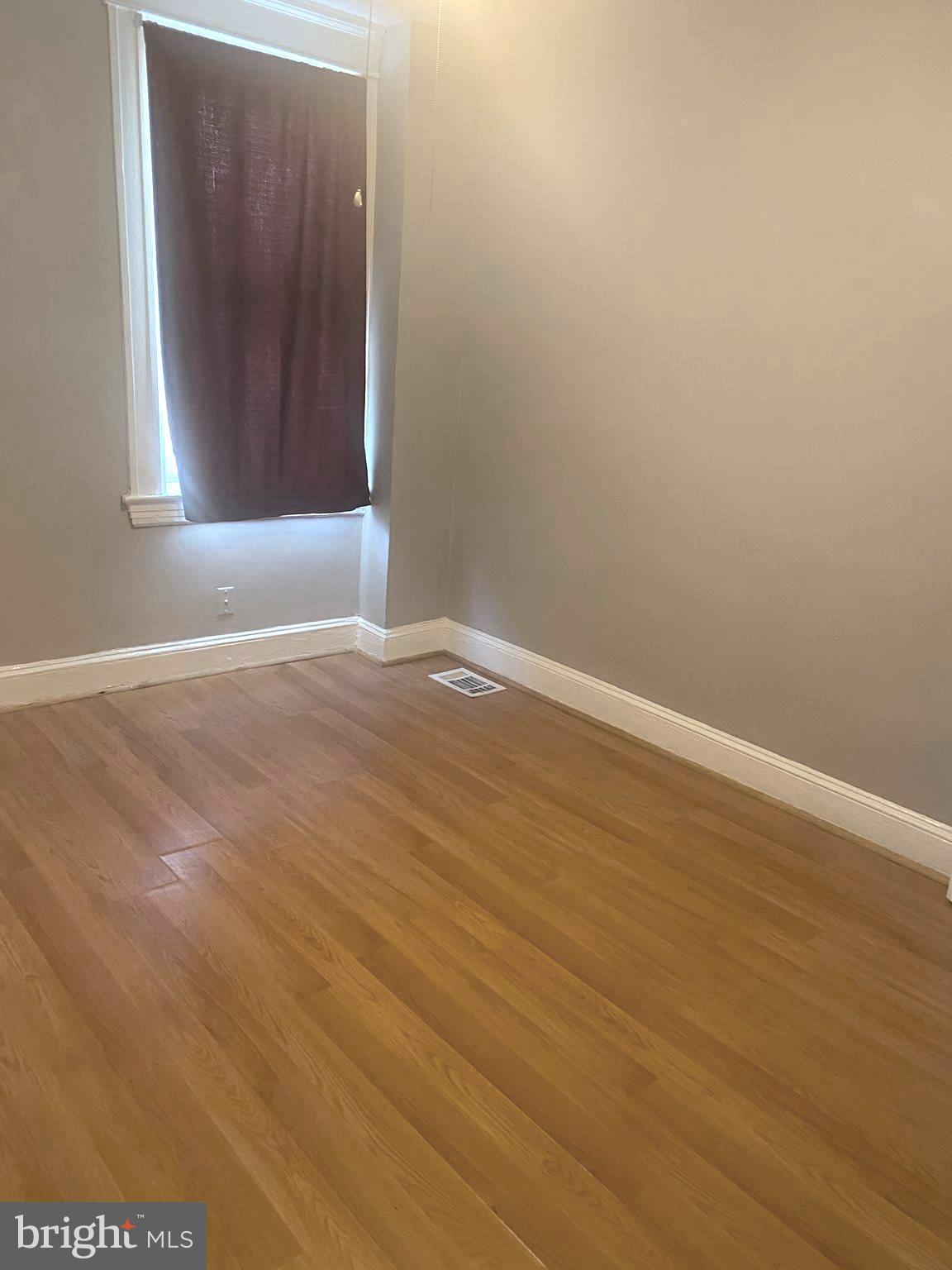 2540 Aisquith Street Baltimore, MD 21218 - Photo 18 of 34