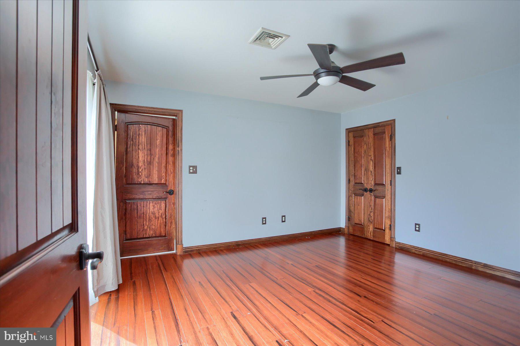 62 Tapeworm Road New Bloomfield, PA 17068 - Photo 17 of 40 Owners suite with walk-in closet.