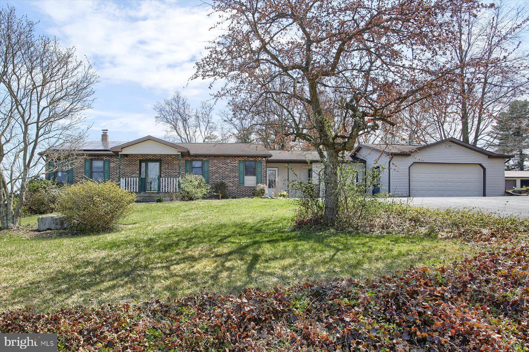 62 Tapeworm Road New Bloomfield, PA 17068 - Photo 2 of 40 Gallery Image 2