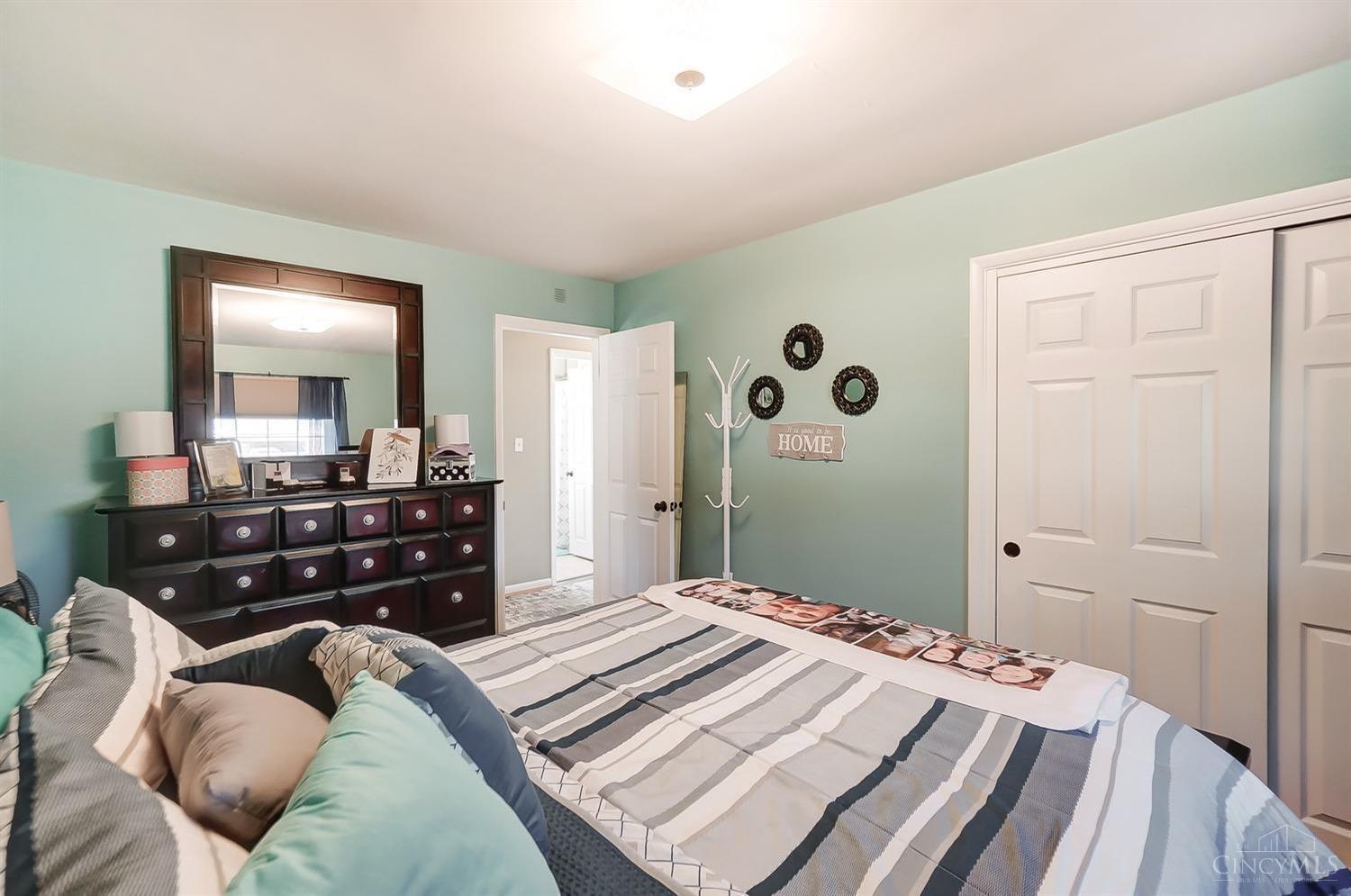 2875 Ranlyn Court Cincinnati, OH 45239 - Photo 21 of 45 Gallery Image 21
