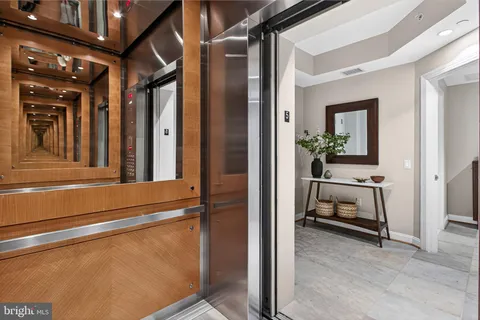 $1,750,000 | 1881 North Nash Street, Unit 511, Arlington, VA 22209