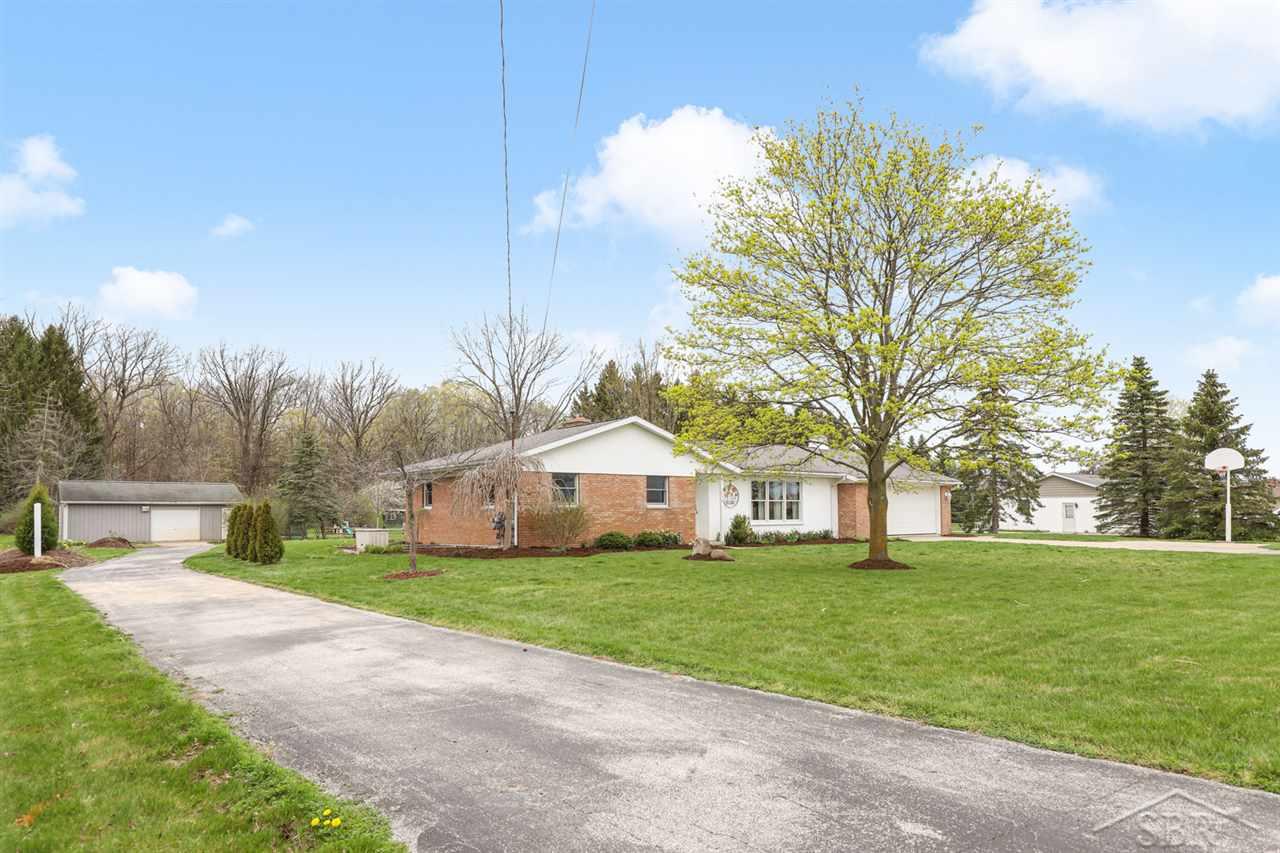 2078 Reindel Road Frankenmuth, MI 48734 - Photo 2 of 43 50038844-1.JPG