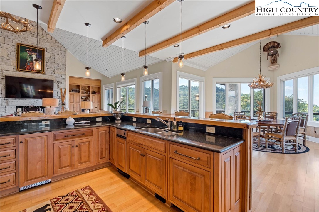 1705 Forest Ridge Drive Linville, NC 28646 - Photo 16 of 50