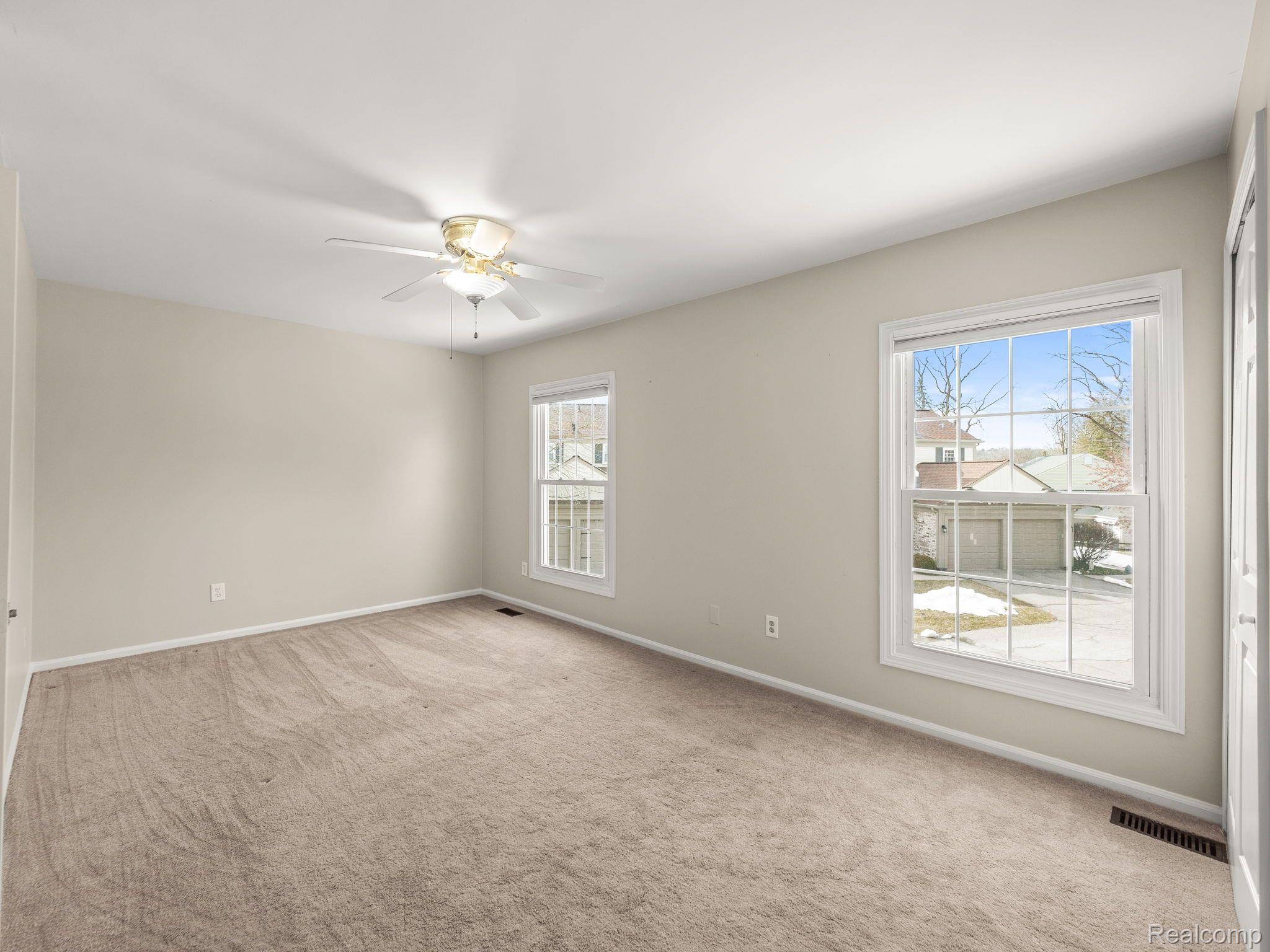 1428 Crescent Lane Rochester, MI 48306 - Photo 19 of 30