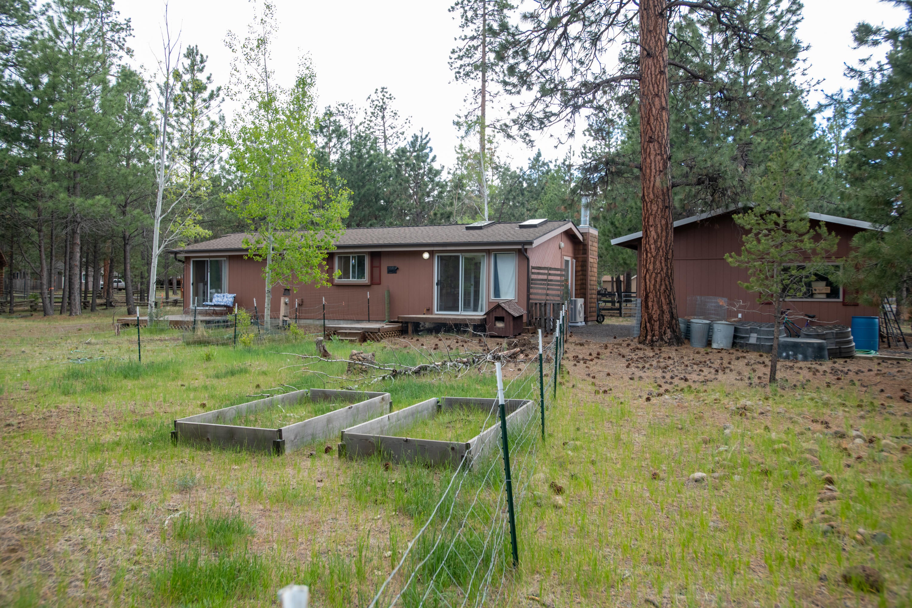 14626 Bluegrass Loop Sisters, OR 97759 - Photo 18 of 18 052721_0146