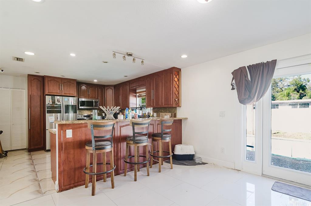 104 Druid Hills Road Temple Terrace, FL 33617 - Photo 13 of 24