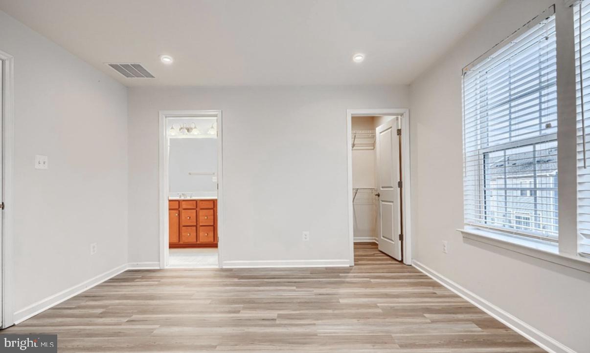 3017 Duvall Ridge Road Landover, MD 20785 - Photo 11 of 17 Owner Suite Bathroom