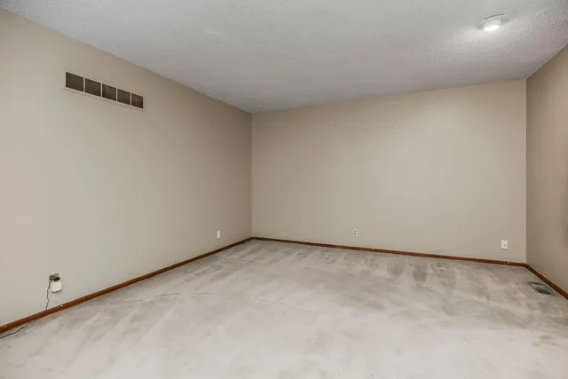 $235,000 | 5928 Sewell Avenue, Kansas City, KS 66104