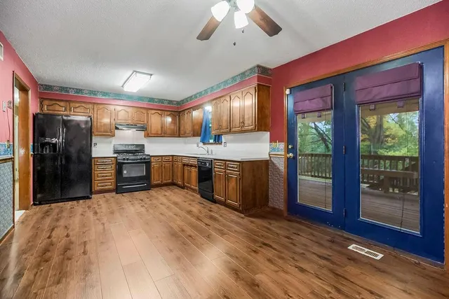 $235,000 | 5928 Sewell Avenue, Kansas City, KS 66104