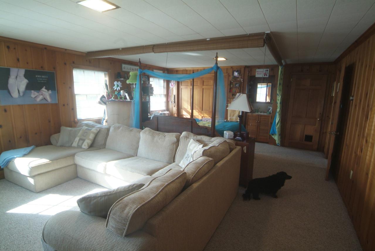 1605 Wilbur Road Southwest Roanoke, VA 24015 - Photo 10 of 12 Den
