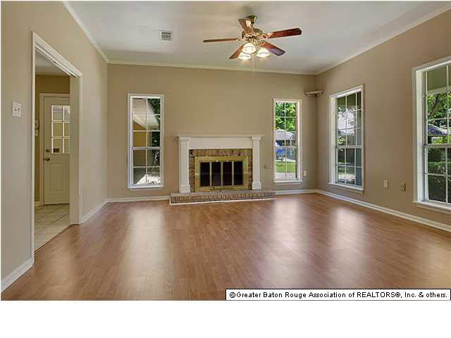 3812 Country View Drive Baton Rouge, LA 70817 - Photo 3 of 12 Gallery Image 3