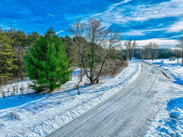 $250,000 | Tbd Coulee Trail, Roberts, WI 54023