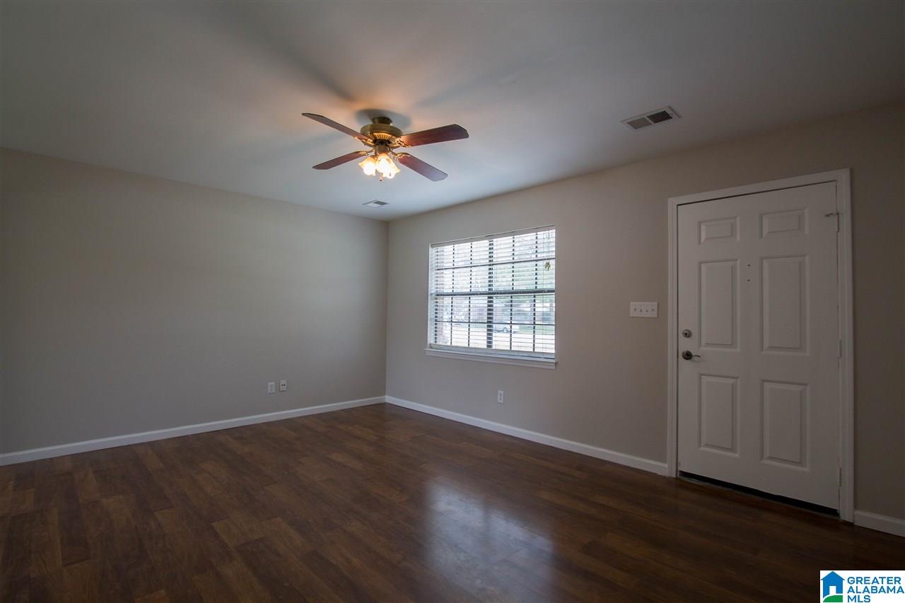 170 Winterhaven Drive Alabaster, AL 35007 - Photo 4 of 31