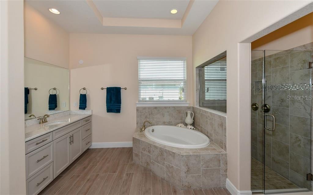 7511 Ripetta Street Sarasota, FL 34240 - Photo 22 of 50 Gallery Image 22