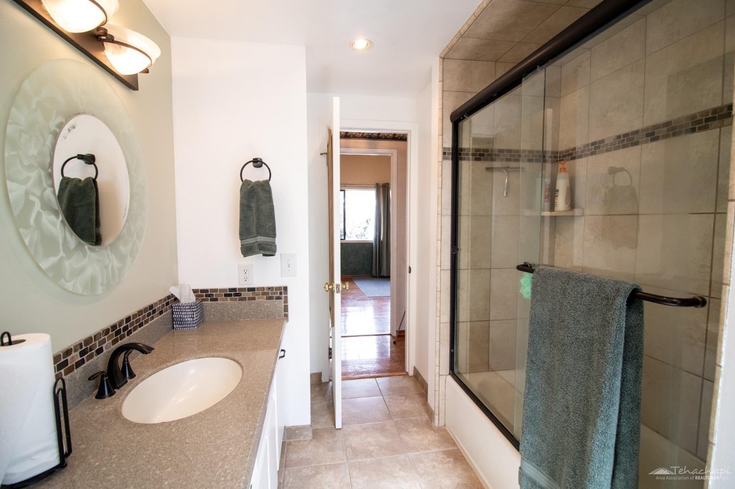 27701 Bear Valley Road Tehachapi, CA 93561 - Photo 23 of 82 Gallery Image 23