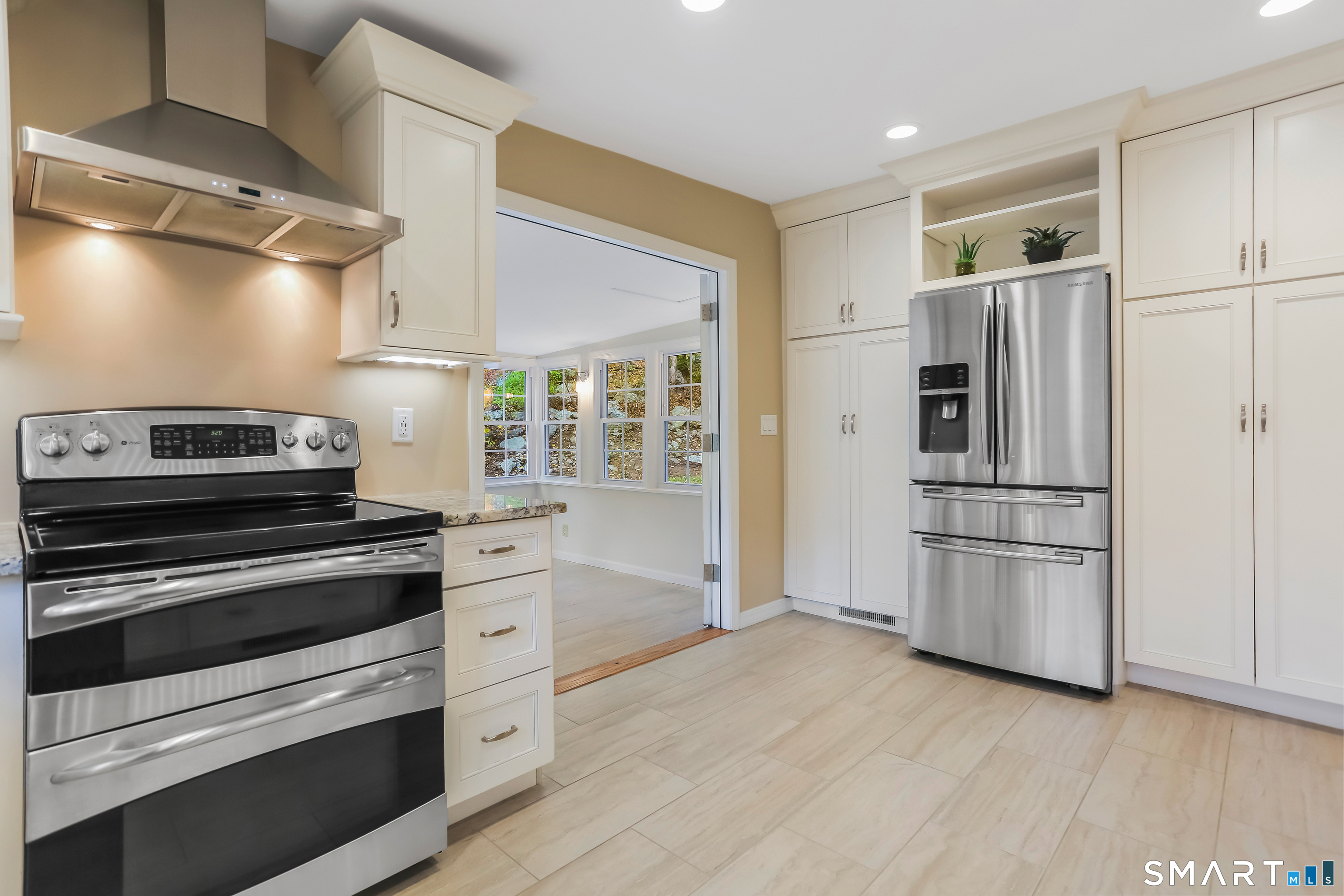 172 Mather Street Wilton, CT 06897 - Photo 7 of 31
