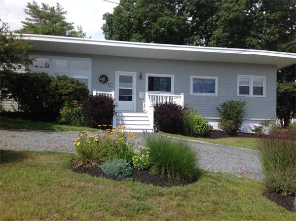 16 Warwick Road Gloucester, MA 01930 - Photo 1 of 12