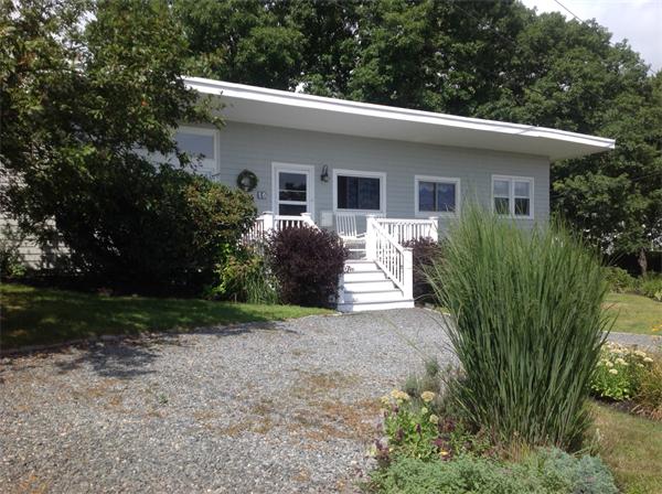 16 Warwick Road Gloucester, MA 01930 - Photo 12 of 12