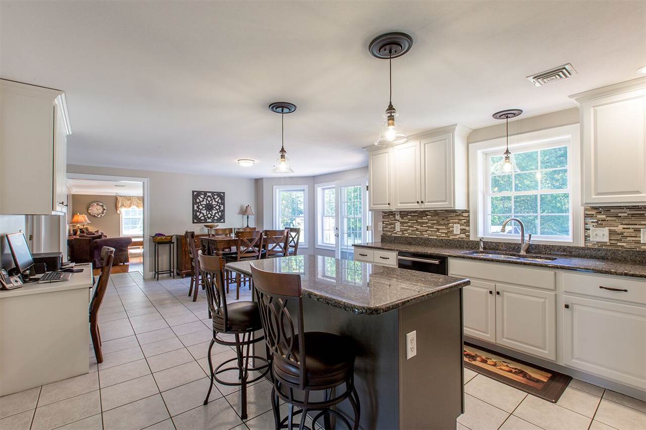 53 Fellows Road Brentwood, NH 03833 - Photo 11 of 40 Gallery Image 11