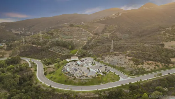 $1,399,000 | 3068 Mimlus Place, Escondido, CA 92029