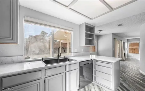 $2,300 | 84 Urbana Drive, Henderson, NV 89074