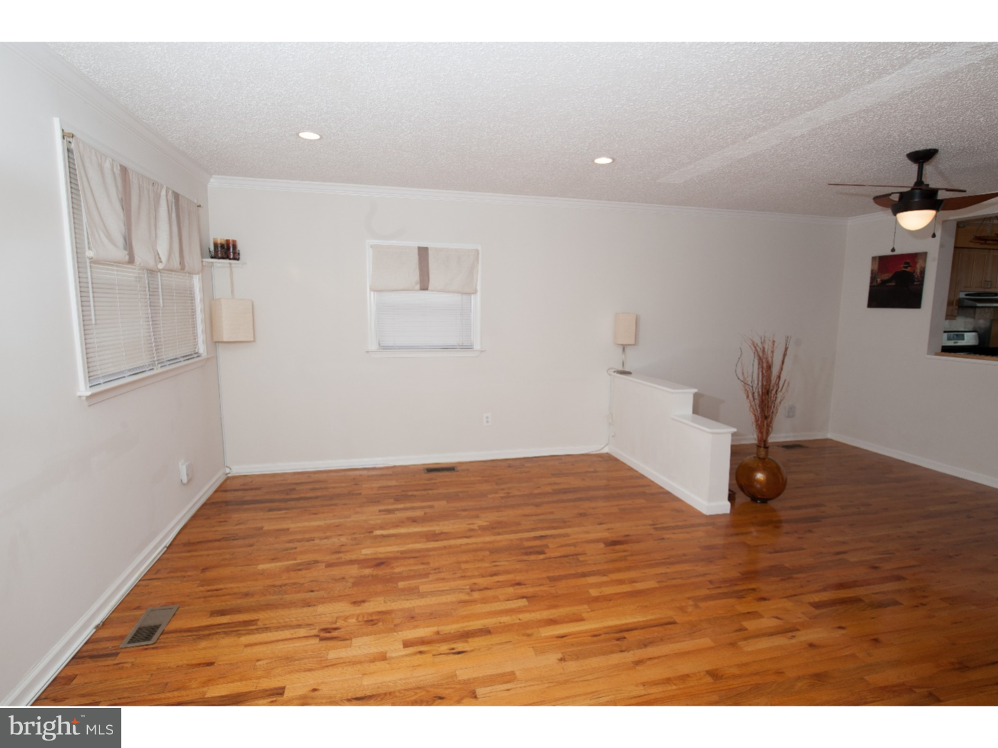 12212 Aster Road Philadelphia, PA 19154 - Photo 6 of 21
