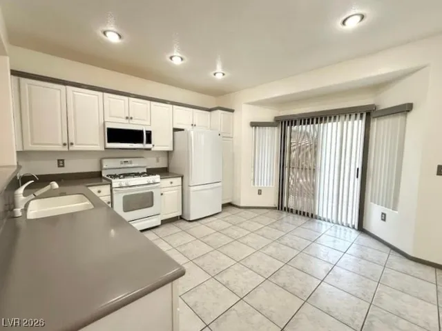 $1,850 | 2192 King Mesa Drive, Henderson, NV 89012