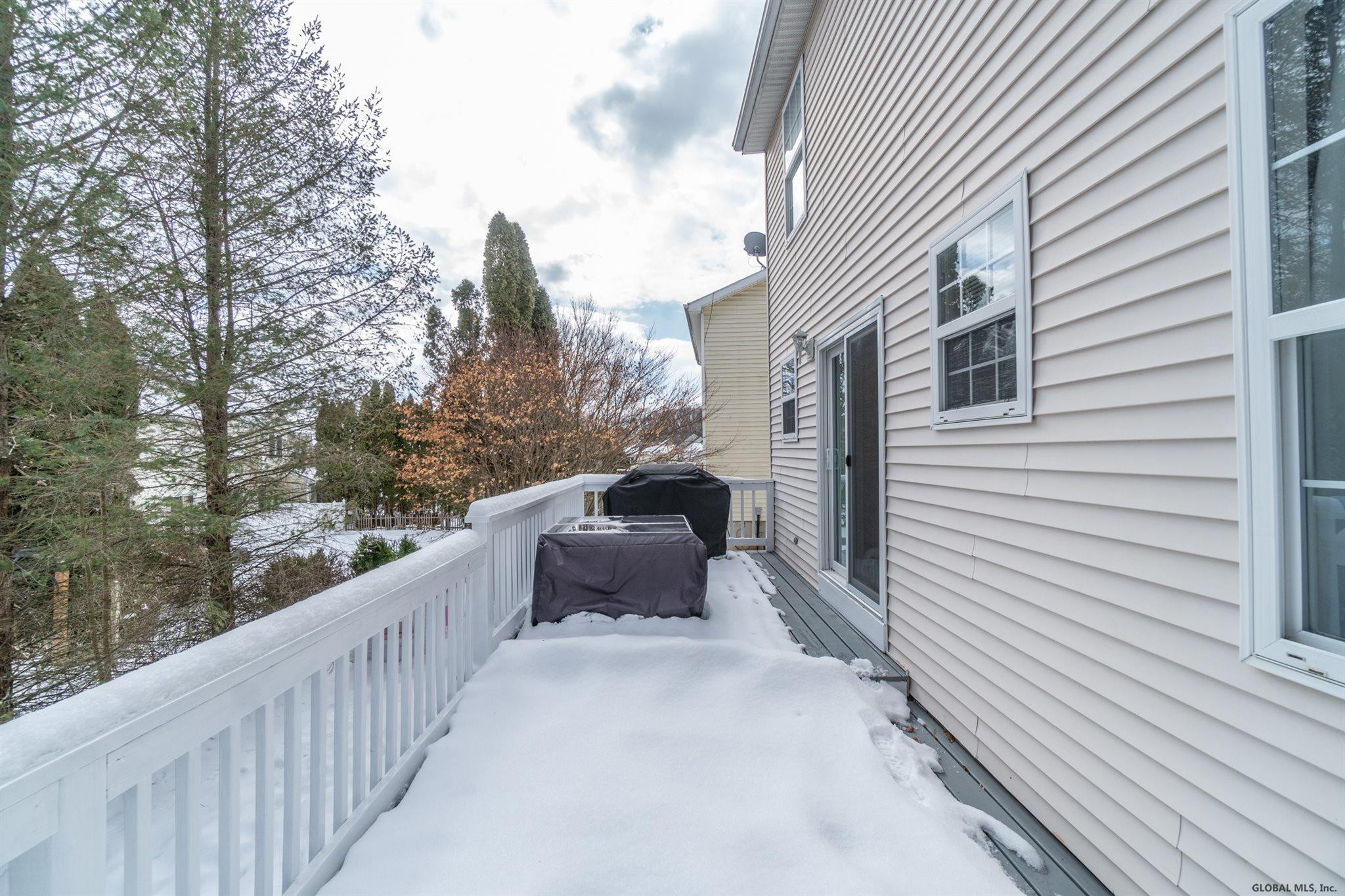 831 Wright Avenue Schenectady, NY 12309 - Photo 26 of 29 Photo 27