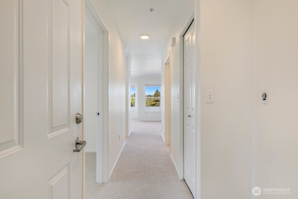 2101 North 55th Street, Unit 201 Seattle, WA 98103 - Photo 4 of 24