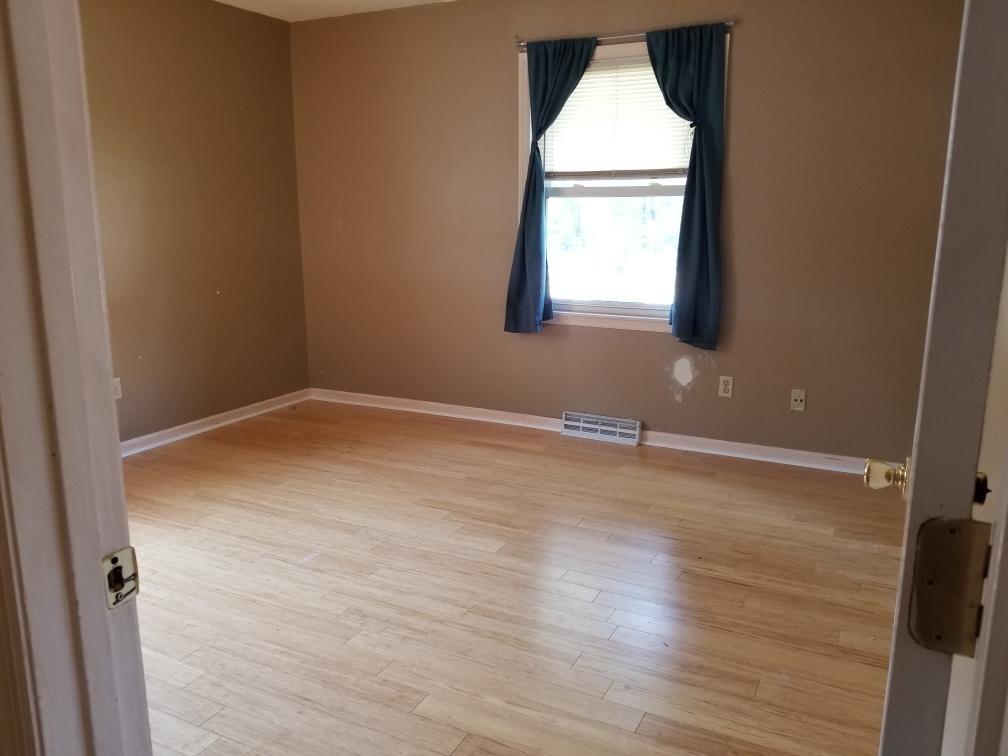 370 Oxford Road Ladson, SC 29456 - Photo 11 of 15 Oxford 11