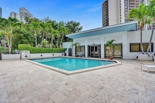 151 Southeast 15th Road, Unit 502 Miami, FL 33131 - Photo 18 of 26 Photo 18
