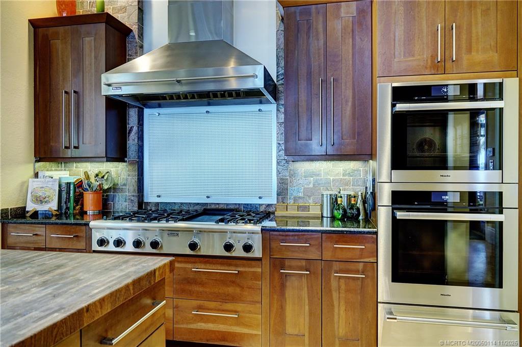 31 North River Road Stuart, FL 34996 - Photo 22 of 91