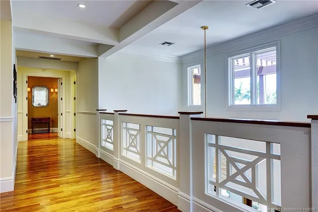 $5,999,998 | 31 North River Road, Stuart, FL 34996