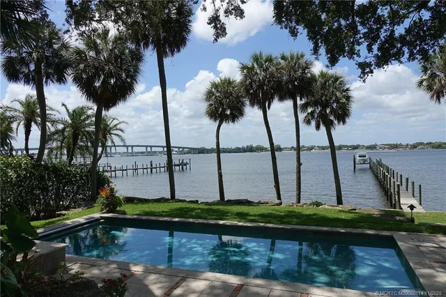 $5,999,998 | 31 North River Road, Stuart, FL 34996