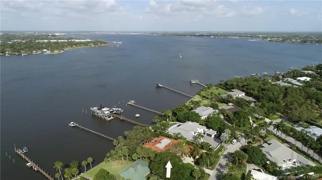 $5,999,998 | 31 North River Road, Stuart, FL 34996