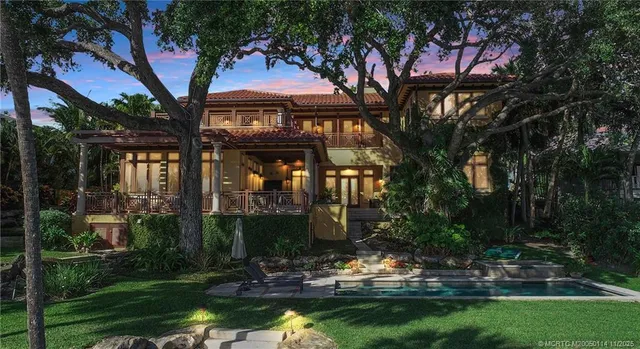 $5,999,998 | 31 North River Road, Stuart, FL 34996