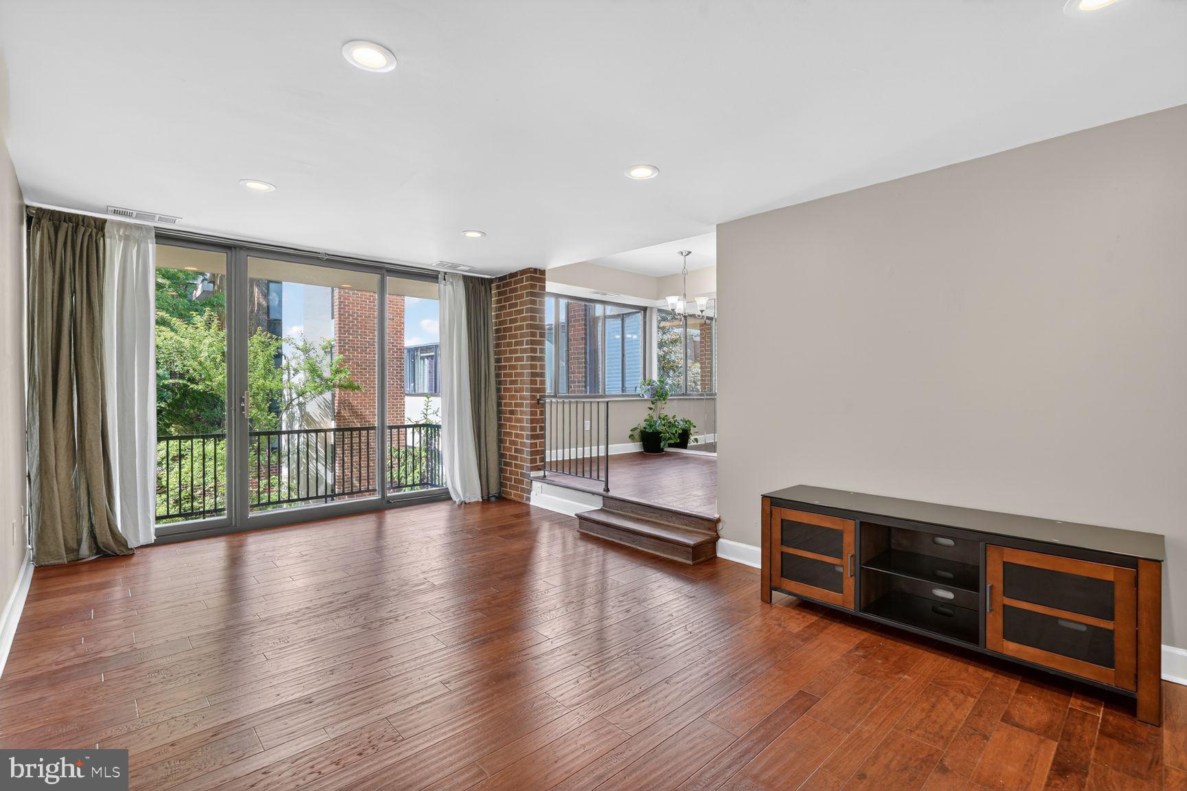 Large living room with lots of light
