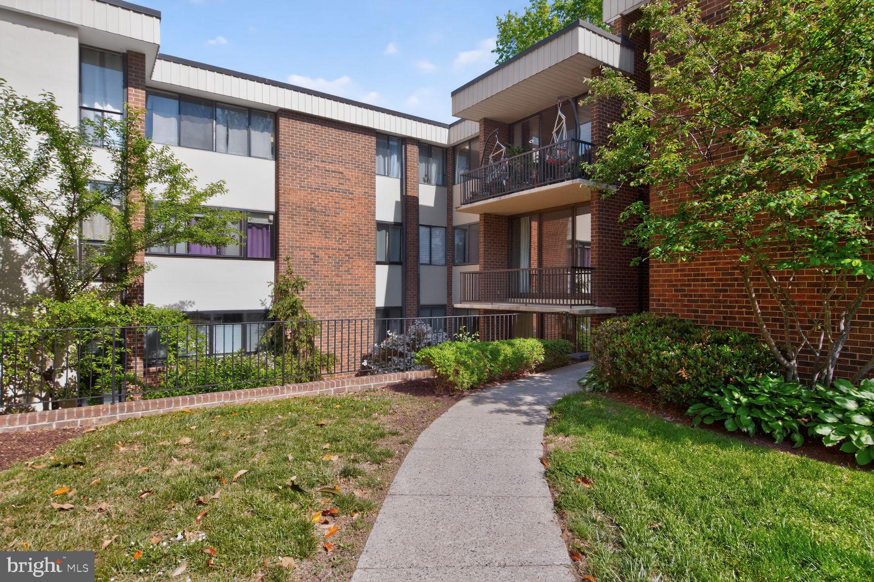 2004 Coleridge Drive, Unit 20201 Silver Spring, MD 20902 - Photo 17 of 26