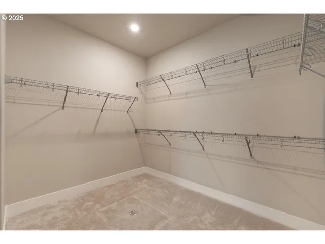 $949,500 | 5962 Southeast 79th Avenue, Hillsboro, OR 97123