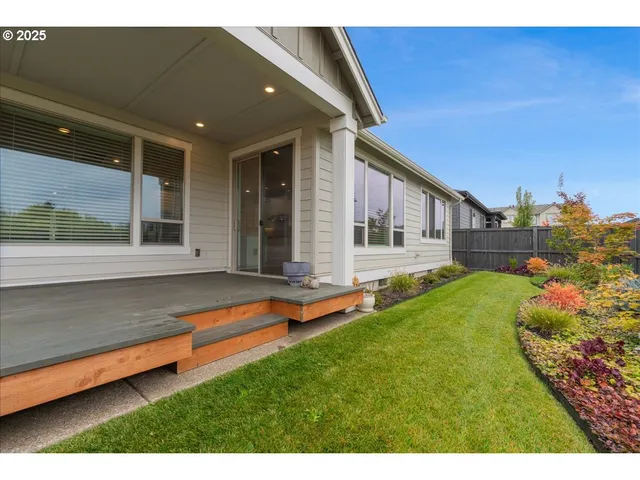 $949,500 | 5962 Southeast 79th Avenue, Hillsboro, OR 97123